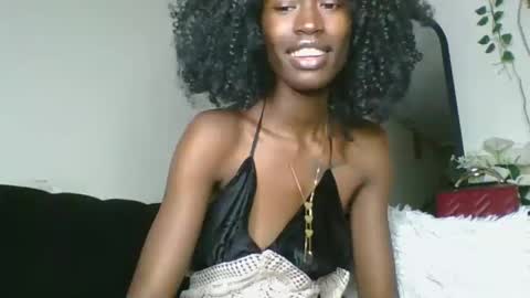 Snapshot of chroe22 chatting on January 10, 2026, 9:30 pm chroe22 online show from January 10, 2026, 9:30 pm