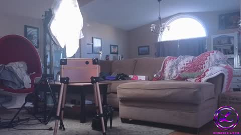 Snapshot of chroniclove chatting on December 5, 2024, 10:01 pm Marley online show from December 5, 2024, 10:01 pm