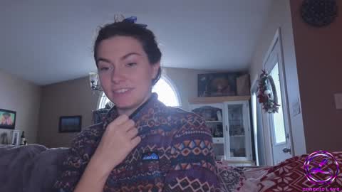 Snapshot of chroniclove chatting on December 10, 2024, 5:33 pm Marley online show from December 10, 2024, 5:33 pm