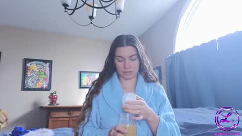 Snapshot of chroniclove chatting on December 13, 2024, 4:16 pm Marley online show from December 13, 2024, 4:16 pm