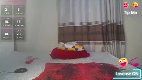 Snapshot of chrsatbell chatting on December 4, 2025, 3:38 am chrsatbell online show from December 4, 2025, 3:38 am