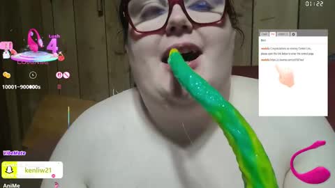 Snapshot of chubbydevil22 chatting on November 18, 2025, 9:30 pm kenli online show from November 18, 2025, 9:30 pm