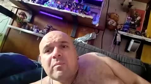 Snapshot of chubbyman43 chatting on May 18, 2026, 8:09 am chubbyman43 online show from May 18, 2026, 8:09 am