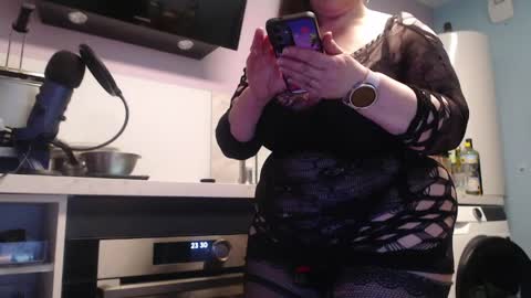 Jessica online show from April 13, 2026, 9:31 pm