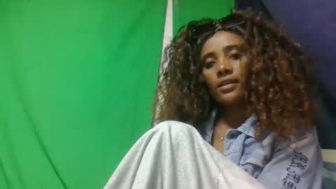 ciciazzhh online show from May 10, 2026, 3:17 pm