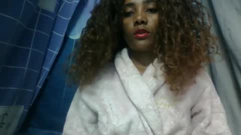 ciciazzhh online show from May 25, 2026, 4:51 am