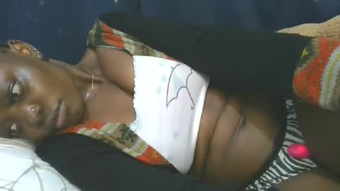 Snapshot of cilia_petite chatting on October 24, 2025, 5:04 am cilia petite online show from October 24, 2025, 5:04 am