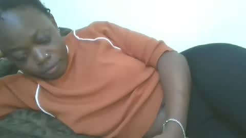 Snapshot of cilia_petite chatting on November 21, 2025, 11:42 am cilia petite online show from November 21, 2025, 11:42 am