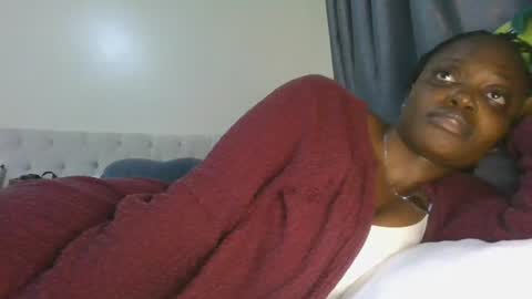 Snapshot of cilia_petite chatting on July 11, 2026, 9:27 pm cilia petite online show from July 11, 2026, 9:27 pm