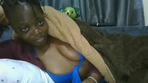 Snapshot of cilia_petite chatting on July 14, 2026, 2:05 am cilia petite online show from July 14, 2026, 2:05 am