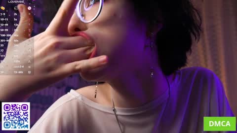   L  online show from February 15, 2026, 7:54 pm