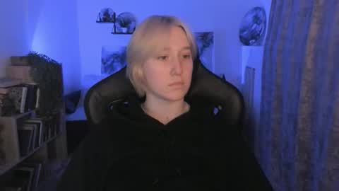 Cin Bellamy online show from December 1, 2025, 5:56 am