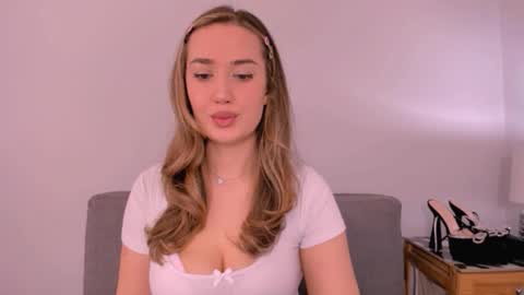 cindyprettywomen online show from March 14, 2026, 7:14 am