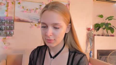 Im Cindy online show from October 19, 2025, 6:14 am