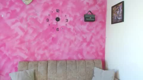 Snapshot of cinna__ chatting on March 17, 2026, 9:51 pm cinna__ online show from March 17, 2026, 9:51 pm