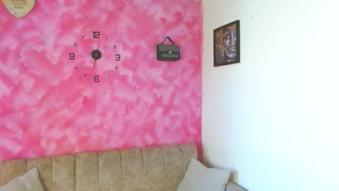 Snapshot of cinna__ chatting on March 18, 2026, 10:13 pm cinna__ online show from March 18, 2026, 10:13 pm