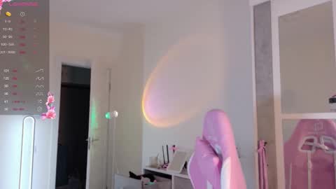 Maddy online show from October 13, 2025, 5:07 am