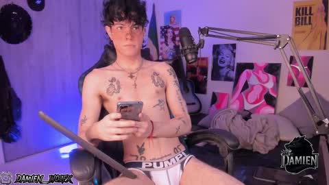 Snapshot of cinnamon_boyxxx chatting on November 4, 2025, 2:21 am David     Independent Model online show from November 4, 2025, 2:21 am