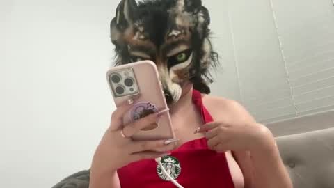 Snapshot of cinnanicos chatting on September 20, 2025, 4:57 am Nicky online show from September 20, 2025, 4:57 am