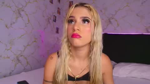 Snapshot of cinniaa_ chatting on June 25, 2026, 8:57 pm cinniaa online show from June 25, 2026, 8:57 pm