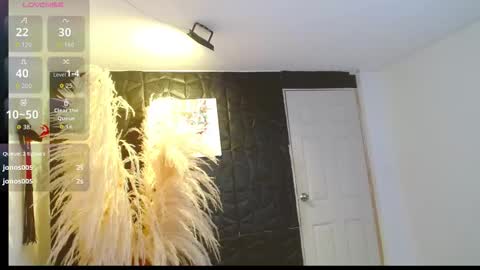 cinthia1609 online show from October 25, 2025, 8:14 pm