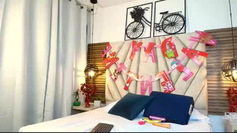 cinthiabaker online show from September 17, 2025, 11:23 am