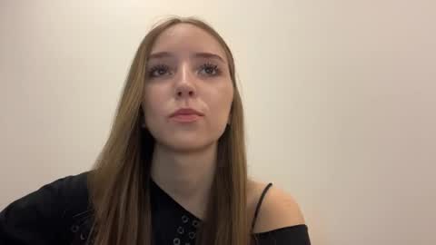 Aurora online show from April 12, 2026, 2:22 pm