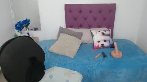 Snapshot of cinthyagomez6 chatting on January 24, 2025, 11:37 am cinthyagomez6 online show from January 24, 2025, 11:37 am