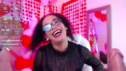 Snapshot of cintia_holms chatting on February 16, 2025, 2:43 pm Cintia online show from February 16, 2025, 2:43 pm