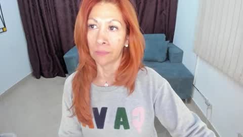  CINTIA  online show from September 14, 2025, 12:04 pm