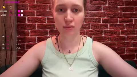 citrusblissss online show from November 26, 2025, 3:35 pm