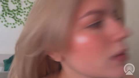 karina online show from September 25, 2025, 8:51 am