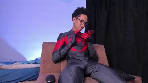 Snapshot of cj_davis1 chatting on October 29, 2025, 12:46 am cj_davis1 online show from October 29, 2025, 12:46 am