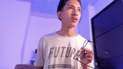 Snapshot of cj_davis1 chatting on November 19, 2025, 12:16 pm cj_davis1 online show from November 19, 2025, 12:16 pm