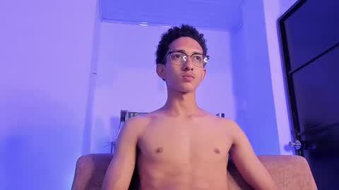 Snapshot of cj_davis1 chatting on November 20, 2025, 5:07 am cj_davis1 online show from November 20, 2025, 5:07 am