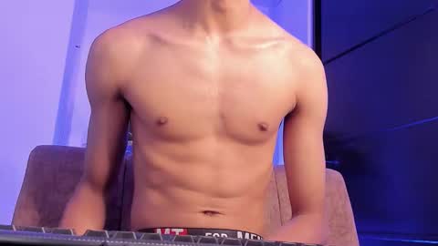 Snapshot of cj_davis1 chatting on November 21, 2025, 1:43 pm cj_davis1 online show from November 21, 2025, 1:43 pm