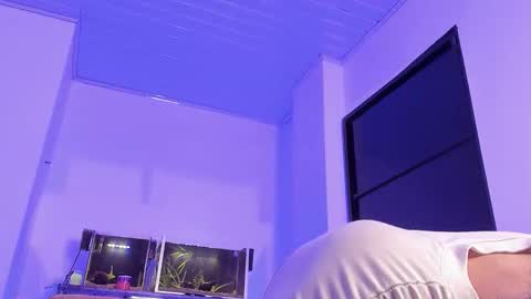 Snapshot of cj_davis1 chatting on December 2, 2025, 1:33 am cj_davis1 online show from December 2, 2025, 1:33 am