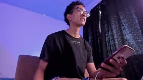 Snapshot of cj_davis1 chatting on December 14, 2025, 7:40 pm cj_davis1 online show from December 14, 2025, 7:40 pm