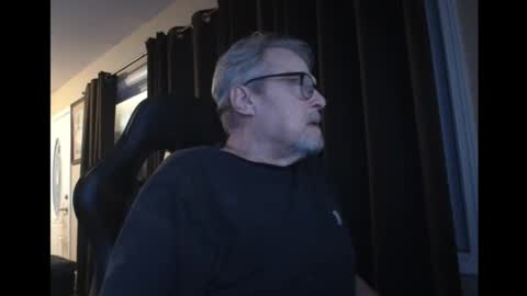 Snapshot of cjscout chatting on December 22, 2024, 7:54 am cjscout online show from December 22, 2024, 7:54 am