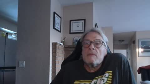 Snapshot of cjscout chatting on November 10, 2025, 12:42 am cjscout online show from November 10, 2025, 12:42 am