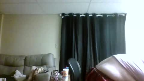 cjthecarebear online show from October 14, 2025, 4:35 am