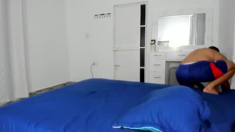 Claimom online show from November 10, 2025, 4:33 am