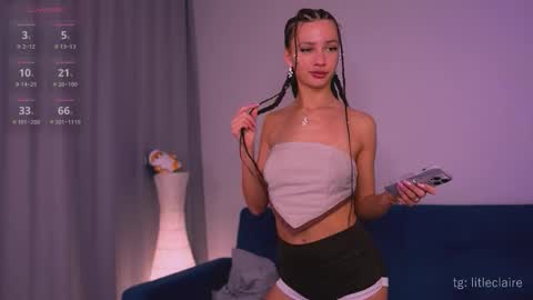 Snapshot of claire_amoure chatting on November 9, 2025, 1:09 pm Claire online show from November 9, 2025, 1:09 pm