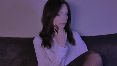 Snapshot of claire_bennett chatting on April 27, 2026, 2:31 am Claire Bennett online show from April 27, 2026, 2:31 am