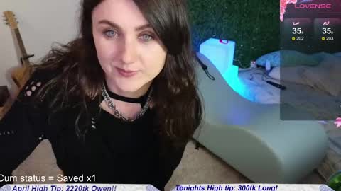 Claire online show from April 23, 2026, 2:57 am