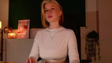 Snapshot of clairemathis chatting on July 26, 2026, 2:46 pm Claire online show from July 26, 2026, 2:46 pm