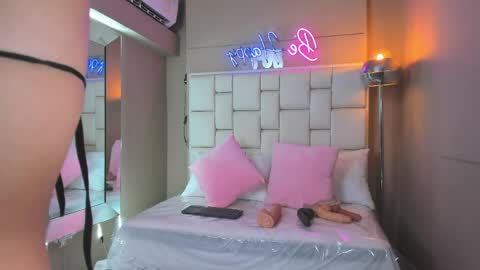 Claire UwU online show from April 1, 2026, 1:41 pm