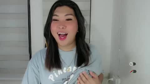 CLAIRE online show from February 8, 2025, 9:46 am