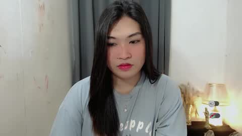 CLAIRE online show from October 12, 2025, 5:06 am