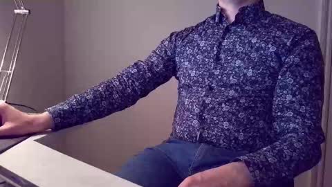 clamshive7 online show from January 12, 2026, 5:07 pm